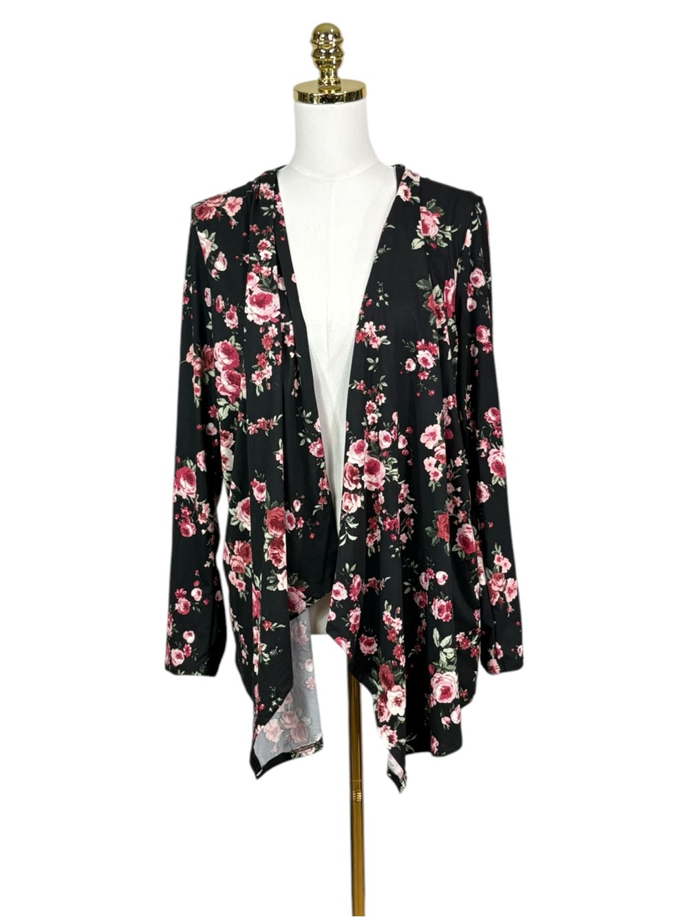 Woman’s Cool Melon lightweight floral open front cardigan size XL